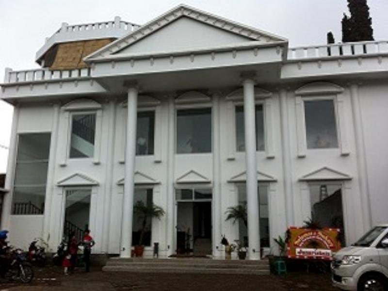 Hotel Alpha Classica Bandung Extérieur photo